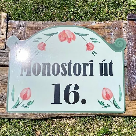 Illesek Portaja *