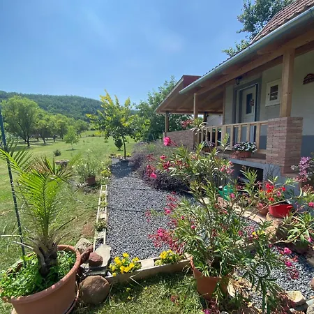 Illesek Portaja Apartament *